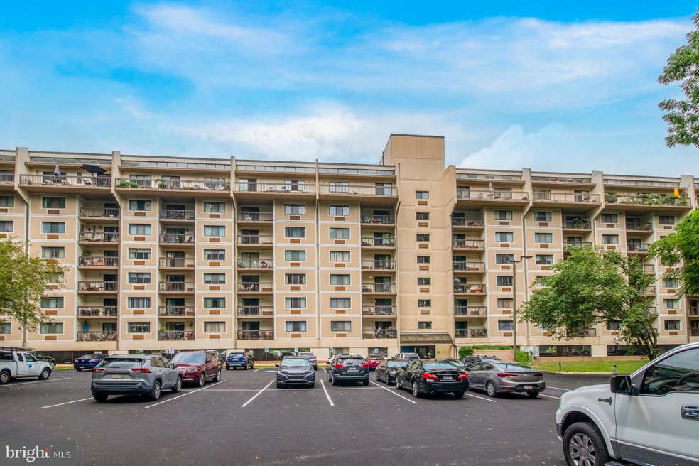 800 Avondale Rd unit 6N, Wallingford, PA 19086 - photo 1