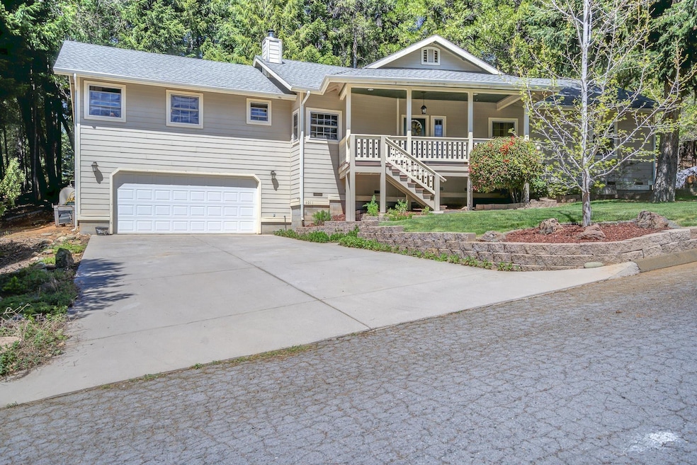 4011 Forest Ln, Dunsmuir, CA 96025 - photo 1