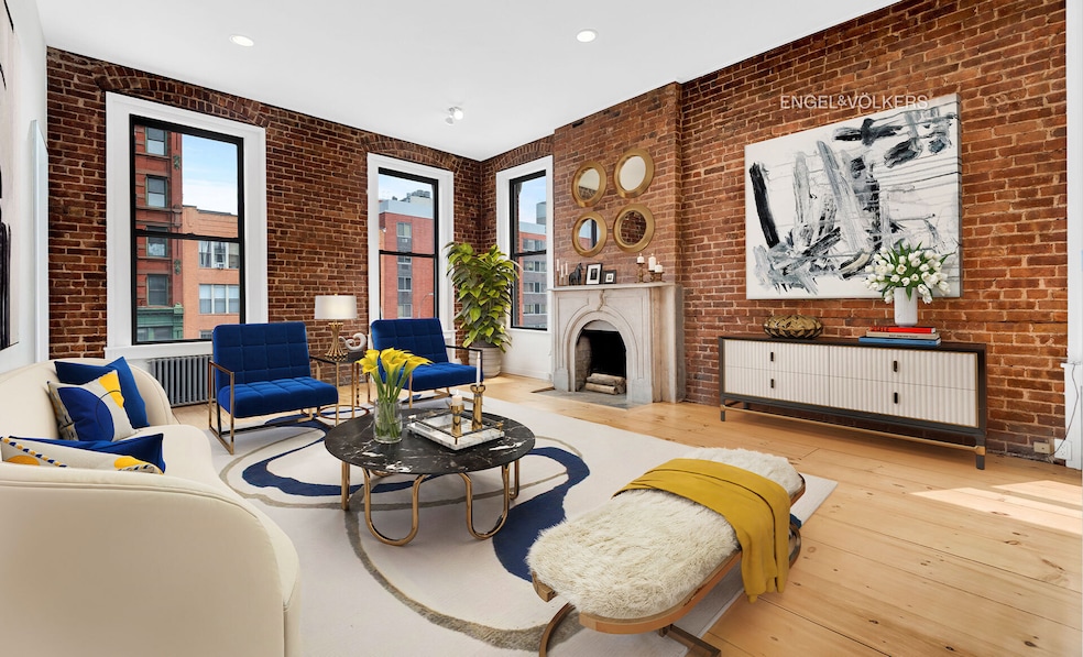 Sold $2,600,000 • Co-Listing Agent