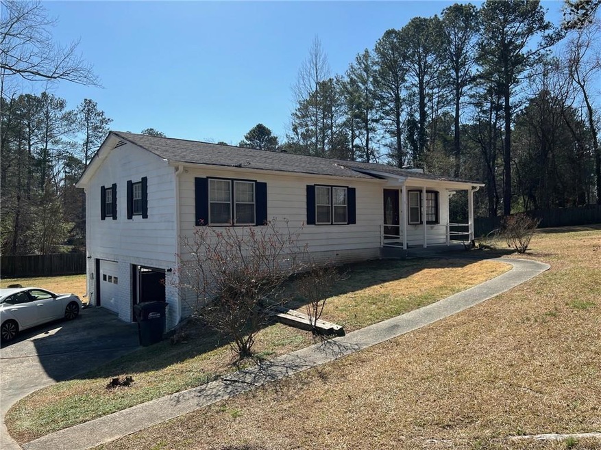 3456 Davis Rd, Marietta, GA 30062 - photo 1