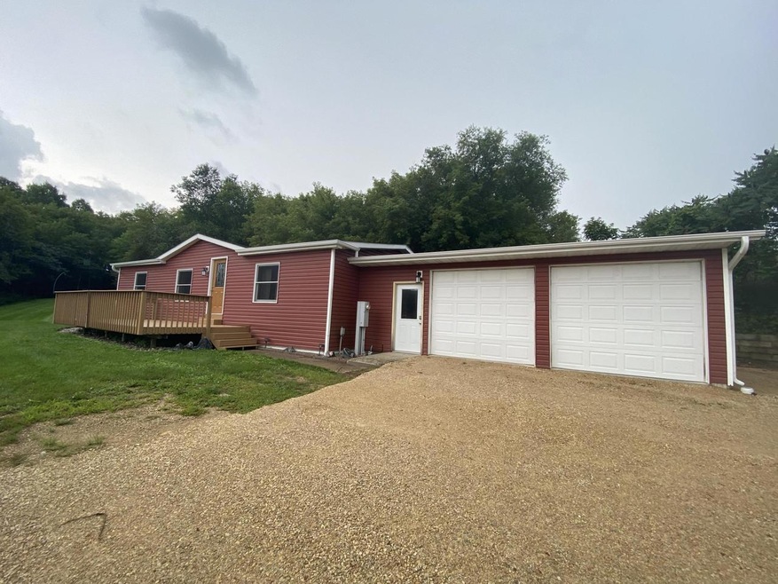 736452E9-28A5-4555-ACA7-6030597B56C4