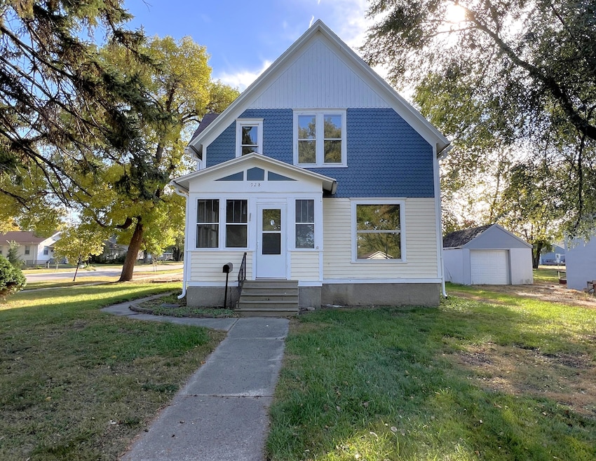 For Sale $289,900 • Co-Listing Agent