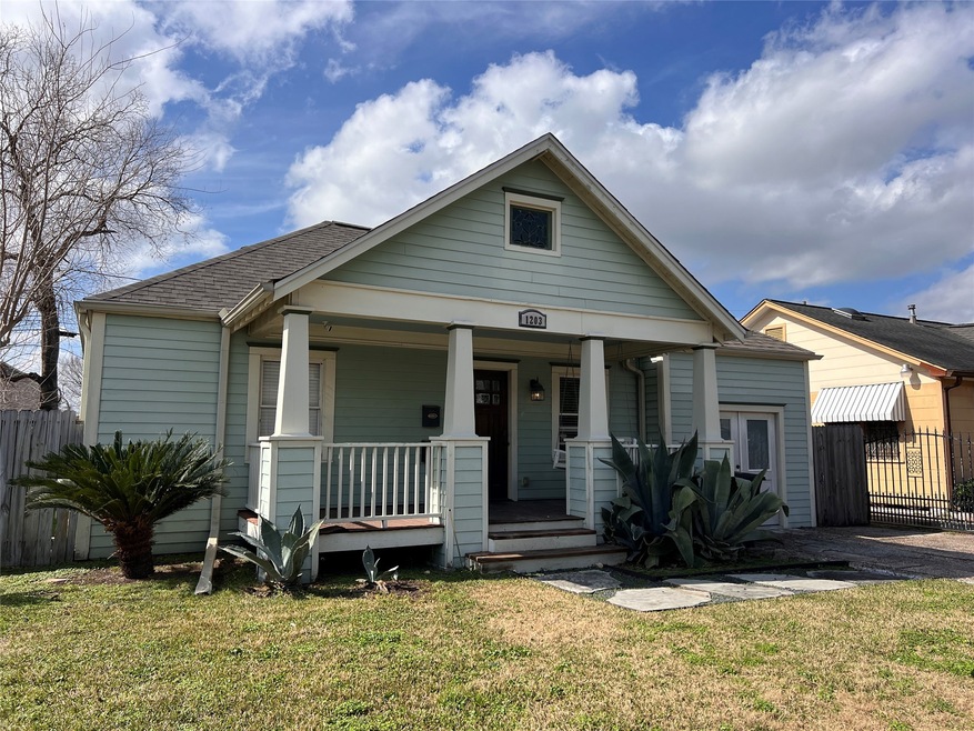 1203 Walton St, Houston, TX 77009 - photo 1