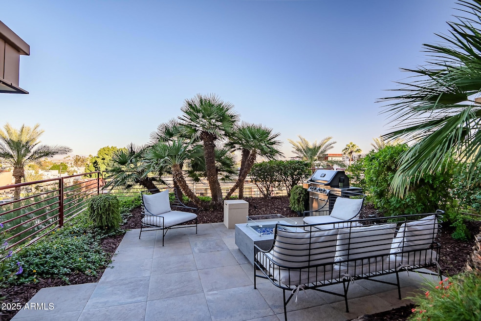 Camelview Village unit 4007, Scottsdale, AZ 85251 - photo 1