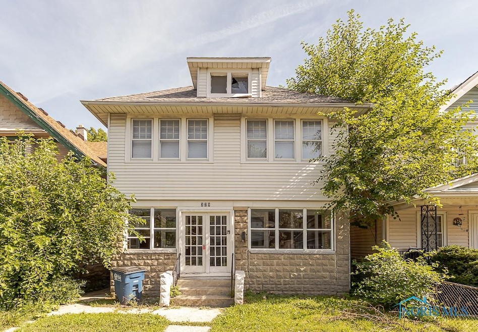 329 E Lake St, Toledo, OH 43608 - photo 1