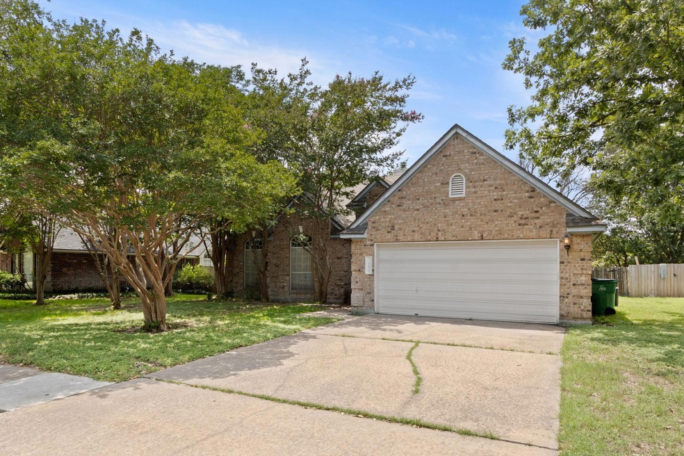 For Sale $349,999 • Co-Listing Agent