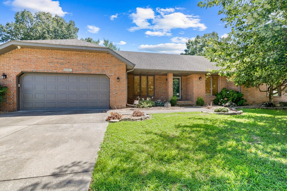 3934 E Linwood Terrace, Springfield, MO 65809 - photo 1