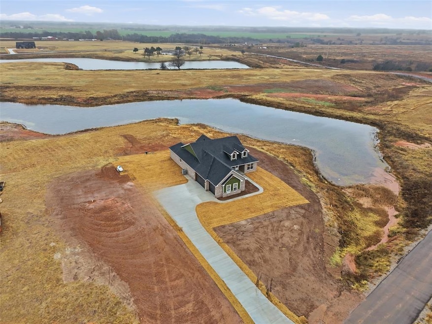 975 Hadley Ln, Tuttle, OK 73089 - photo 1