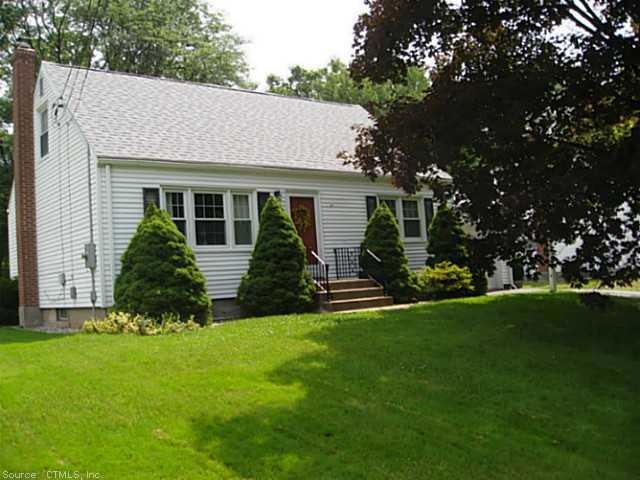 144 Knollwood Rd, Newington, CT 06111 - photo 1