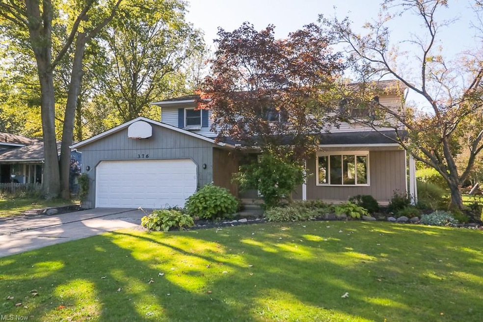 376 Buckeye Dr, Sheffield Lake, OH 44054 - photo 1