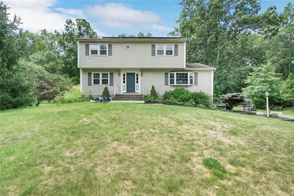 138 Barnes Rd, Washingtonville, NY 10992 - photo 1