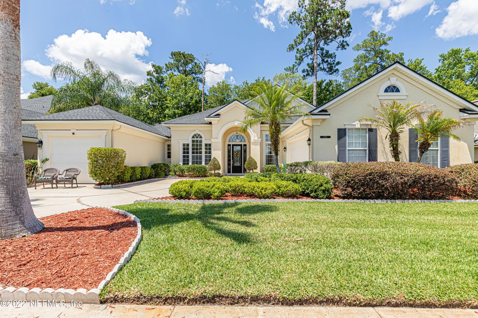1 1944 Summit Ridge Rd