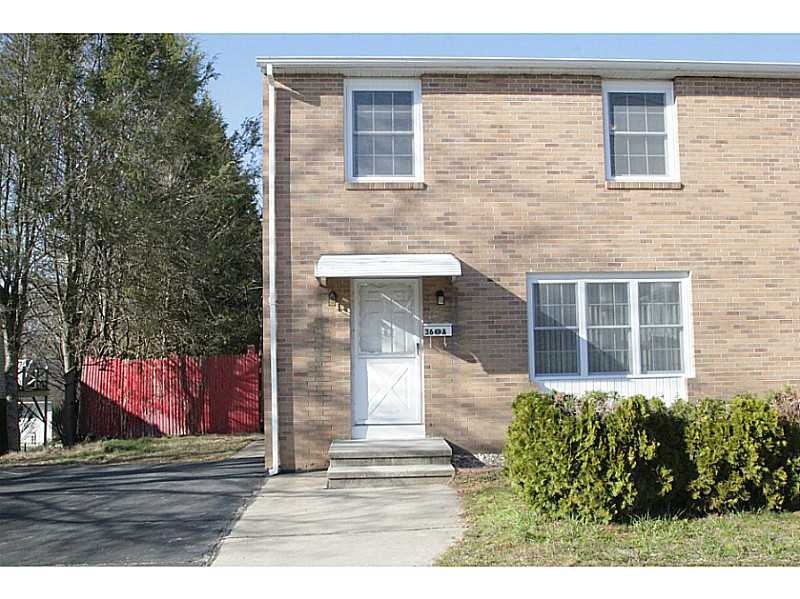 36 Narragansett Ave unit A, Westerly, RI 02891 - photo 1