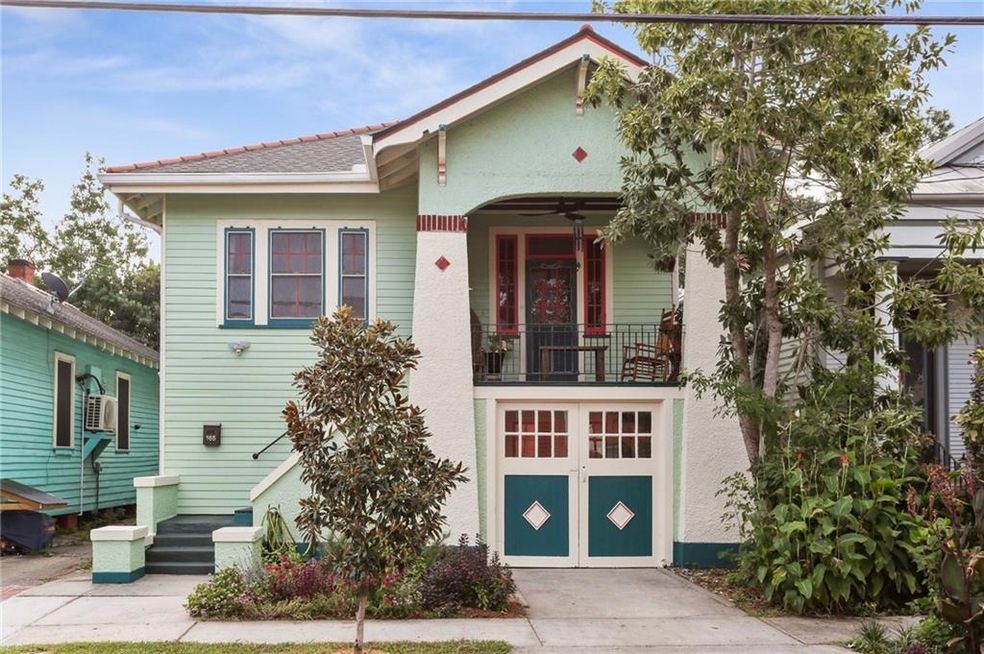 Incredibly charming craftsman style home in the he