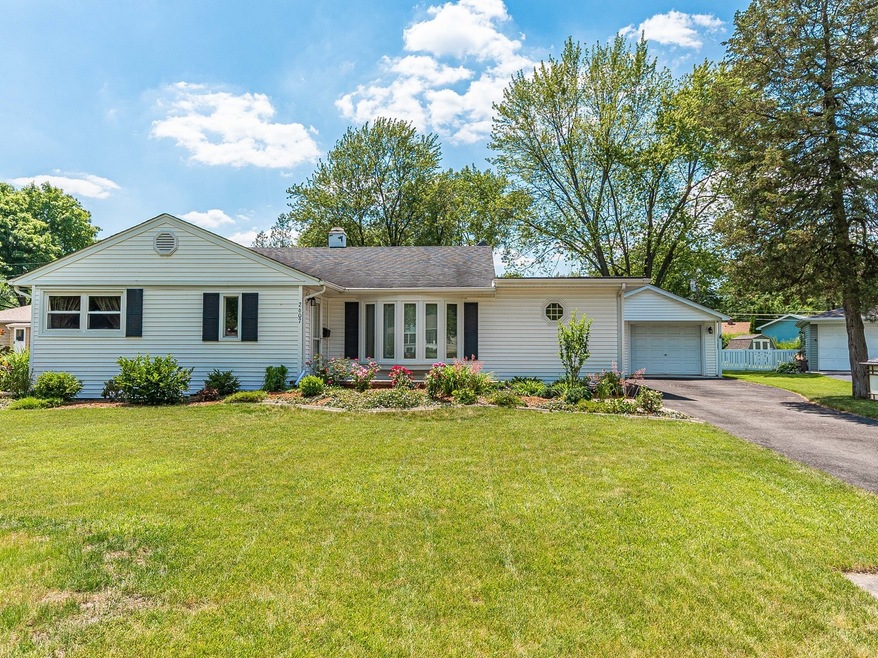 2607 Spruce Ct, Rolling Meadows, IL 60008 - photo 1