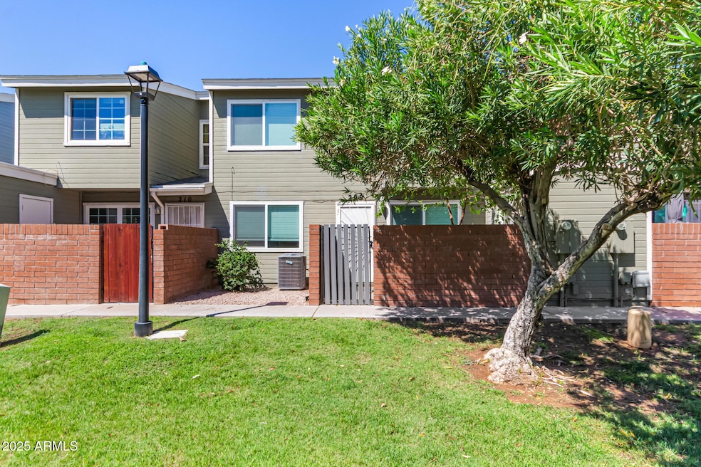 2301 E University Dr unit 209, Mesa, AZ 85213 - photo 1