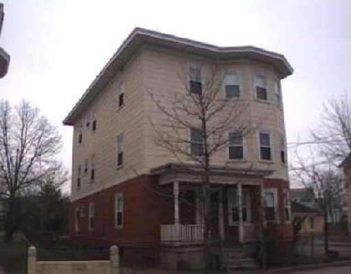 97 Knowles St, Pawtucket, RI 02860 - photo 1