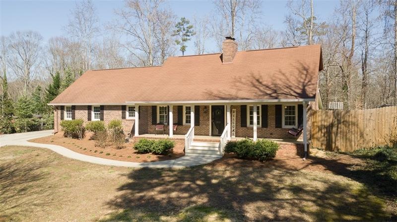 3821 Corinth Dr, Gainesville, GA 30506 - photo 1