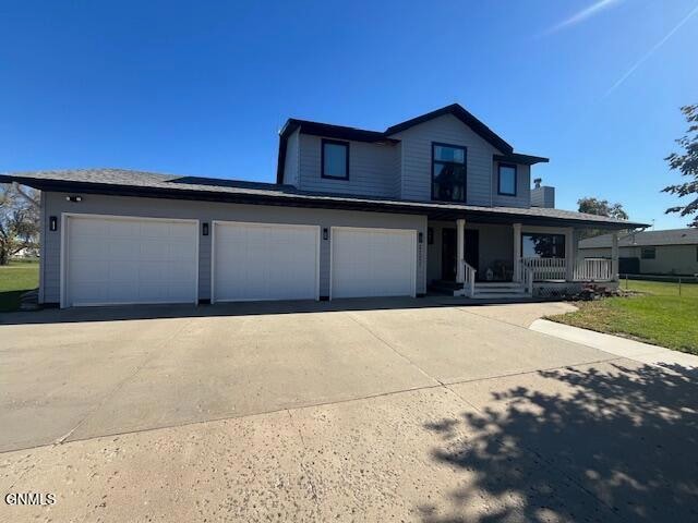 2027 5th Ave SW, Jamestown, ND 58401 - photo 1