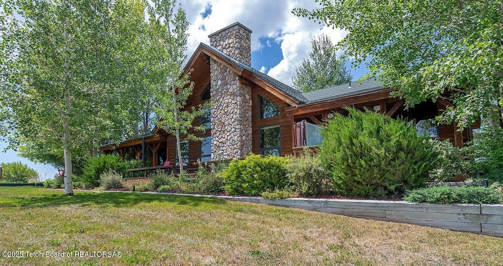For Sale $1,099,000
