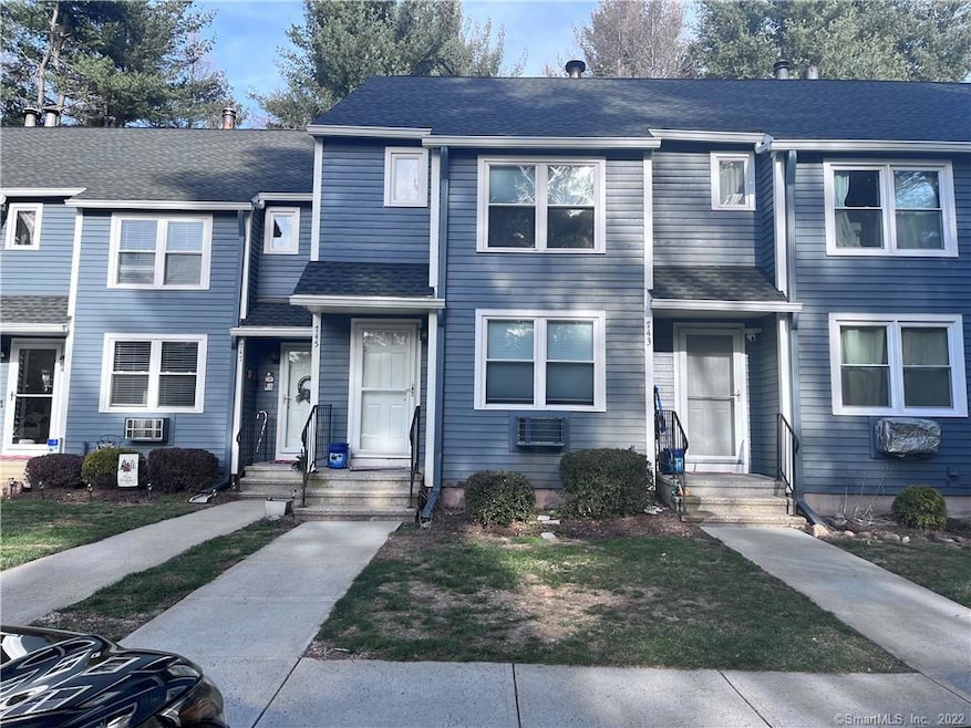 For Rent $2,400/month