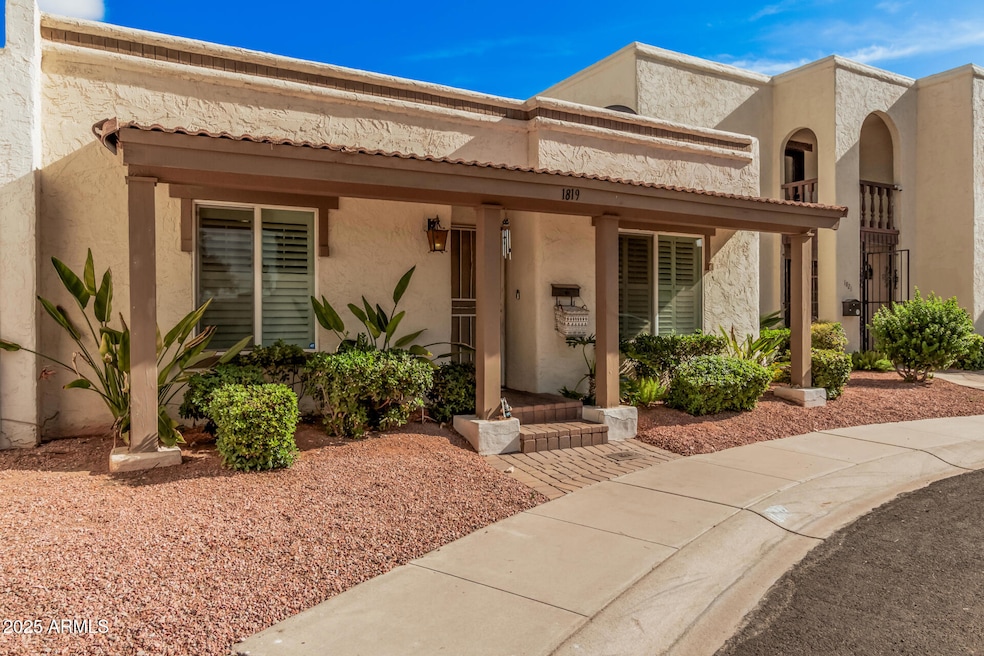 Pending $300,000 • Co-Listing Agent