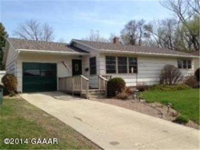 313 4th Ave NE, Glenwood, MN 56334 - photo 1