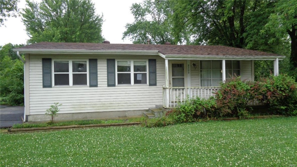 8300 Stowers Ln, Collinsville, IL 62234 - photo 1