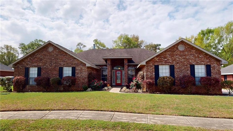 10753 Rigby Dr, Mobile, AL 36695 - photo 1