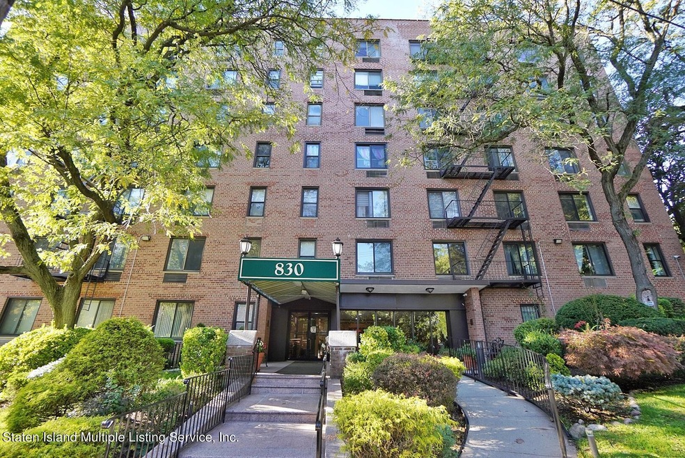 Highview Condominium unit 7G, Staten Island, NY 10301 - photo 1