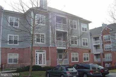 9127 Groffs Mill Dr unit 9127, Owings Mills, MD 21117 - photo 1