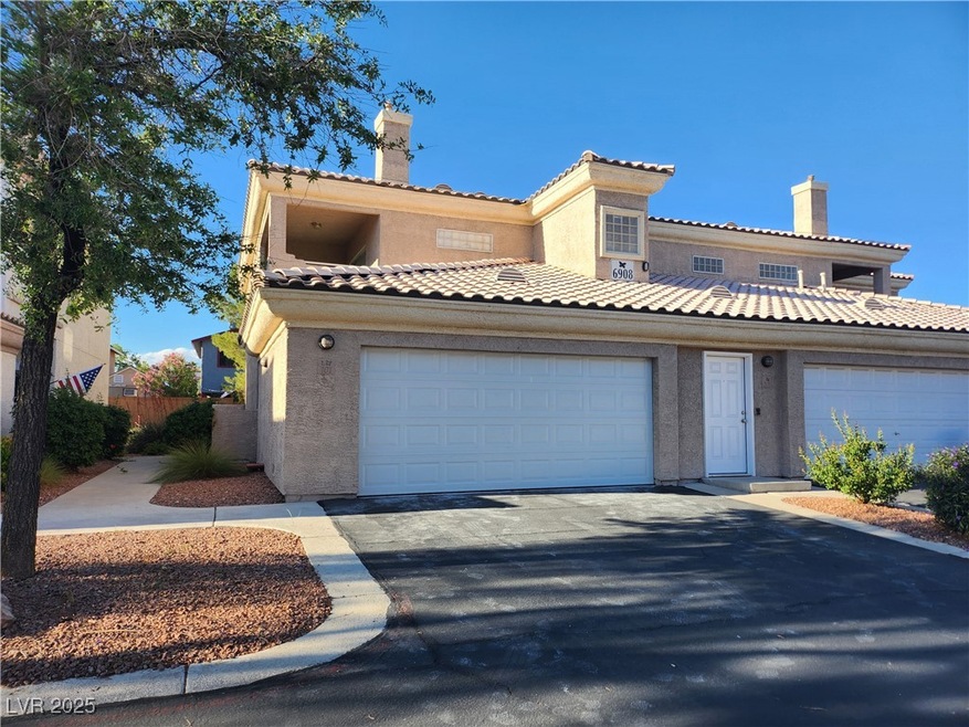 Spacious 2 car garage