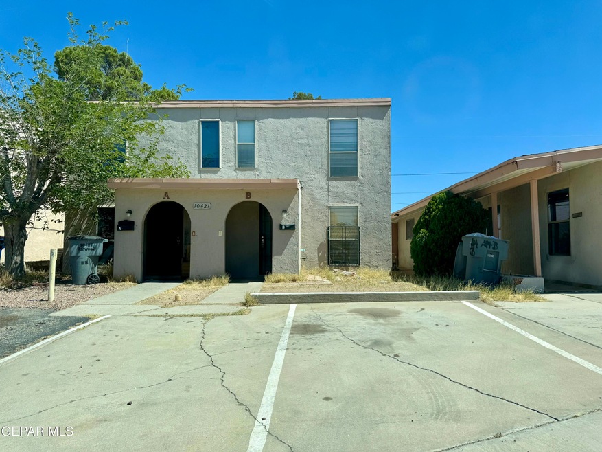 10421 Ashwood Dr unit B, El Paso, TX 79935 - photo 1