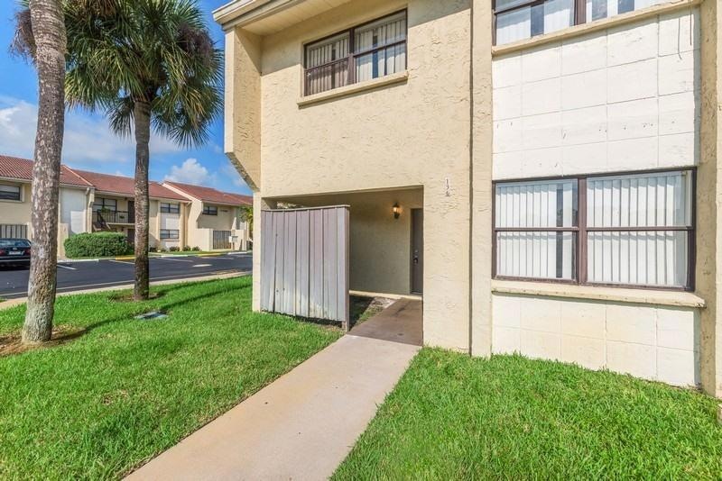 Front of Townhome