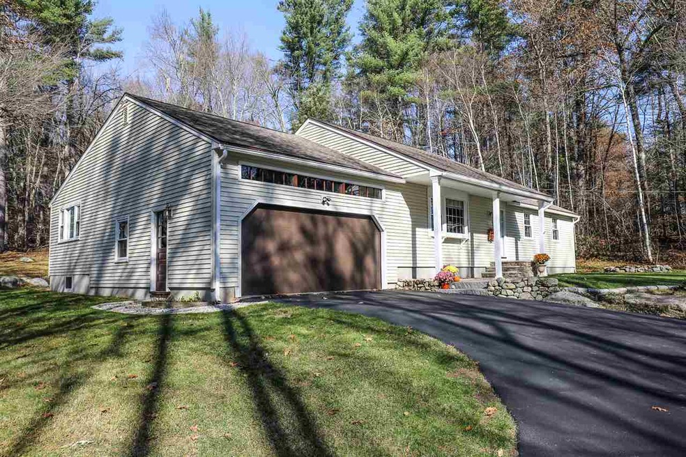 14 Meadowcrest Dr, Bedford, NH 03110 - photo 1
