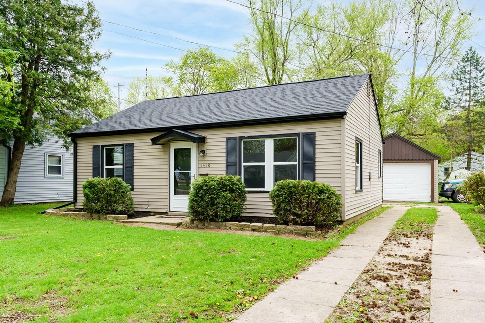 Palmer_Ave_1518_Kalamazoo_49001-1