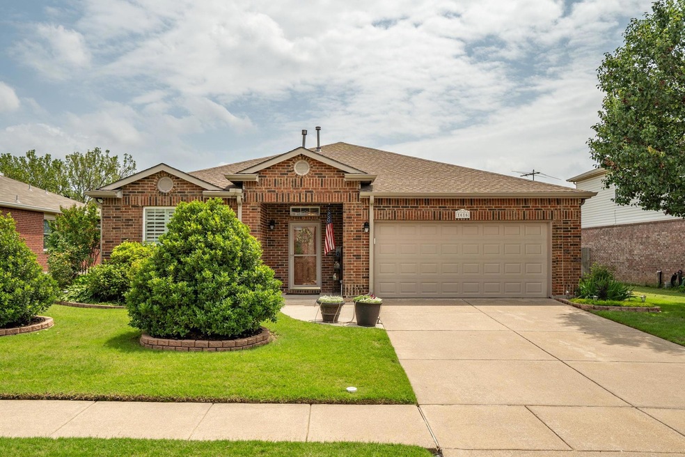 1616 Marble Cove Ln, Denton, TX 76210 - photo 1