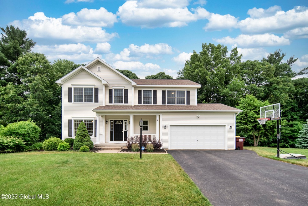 11 Liberty Way, Clifton Park, NY 12065 - photo 1