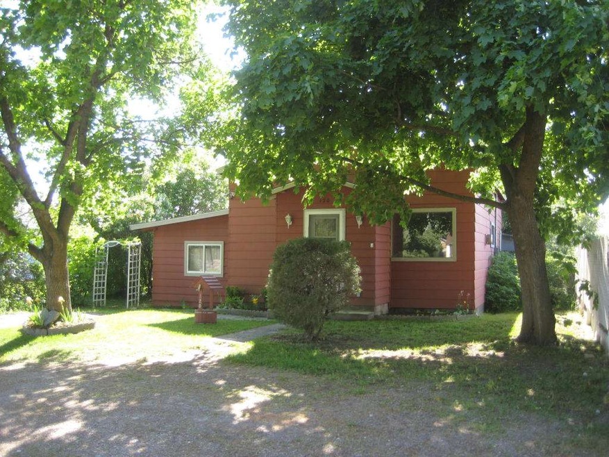 120 2nd Ave W (3)