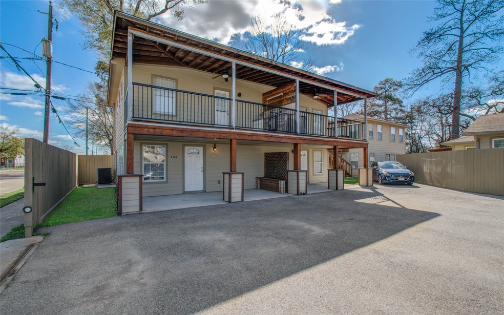 4122 Beggs St unit B, Houston, TX 77009 - photo 1