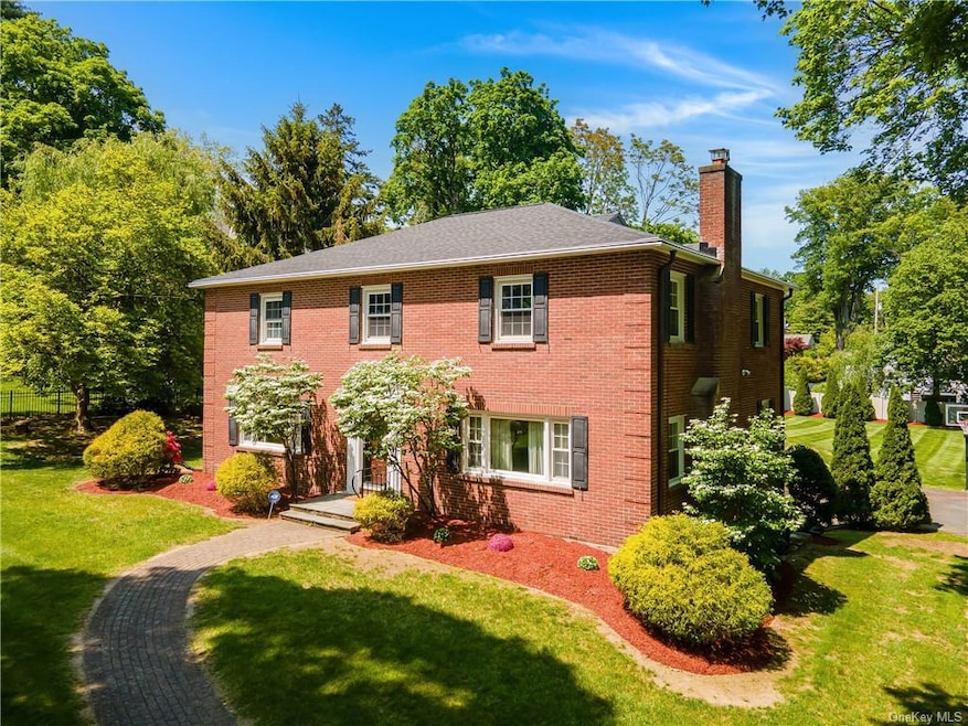 60 Downing Ave, Newburgh, NY 12550 - photo 1