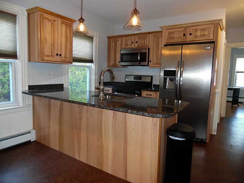 46 First School St unit 1, Bristol, RI 02809 - photo 1