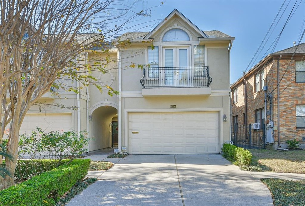 1906 Elmen St, Houston, TX 77019 - photo 1