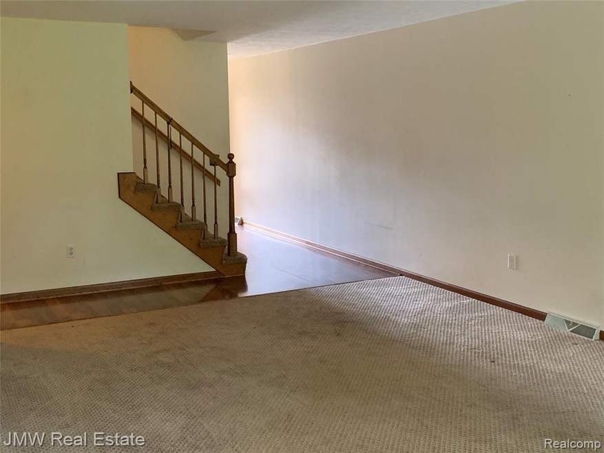 468 Groveland Dr unit 44, Frankenmuth, MI 48734 - photo 1