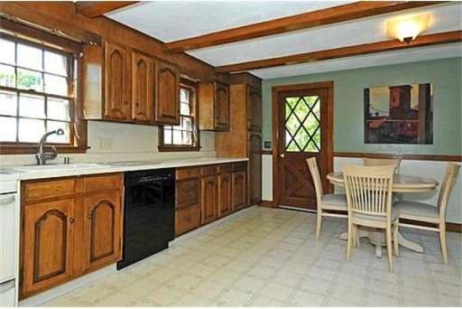 7 Sherman Rd, Stoneham, MA 02180 - photo 1