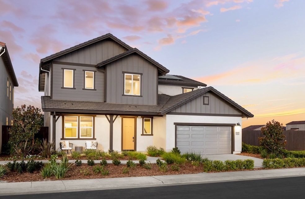 Farmhouse L Elevation
