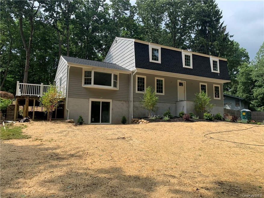 9 Devonshire Ct, Cortlandt Manor, NY 10567 - photo 1