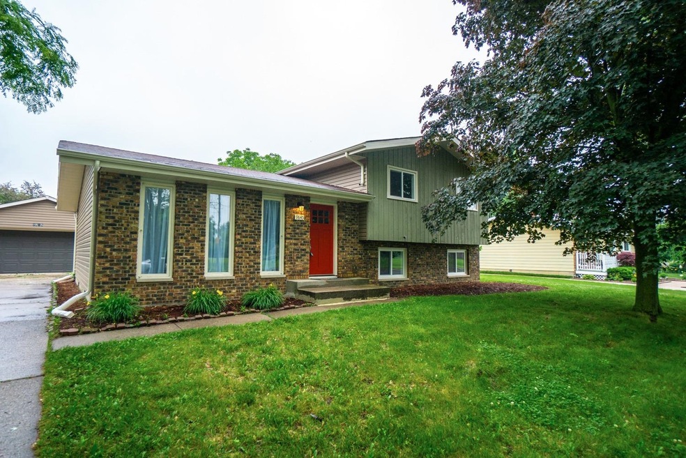 9845 Mckinley St, Crown Point, IN 46307 - photo 1