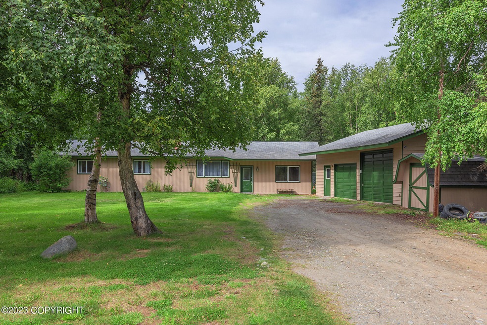 001 _ 2023.08.23 . 5550 N Talgach View D