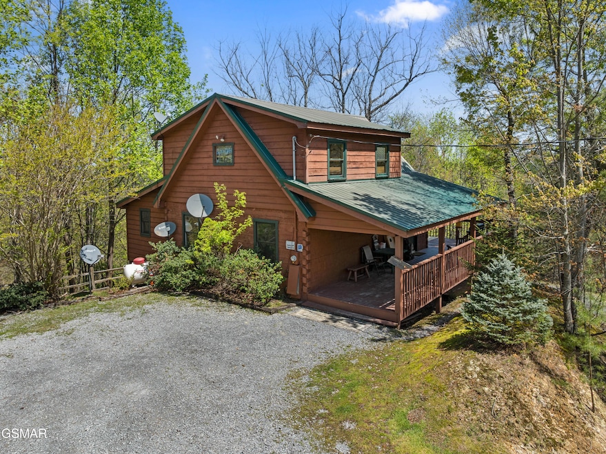 4388 Carolina Cove Way, Pigeon Forge, TN 37863 - photo 1